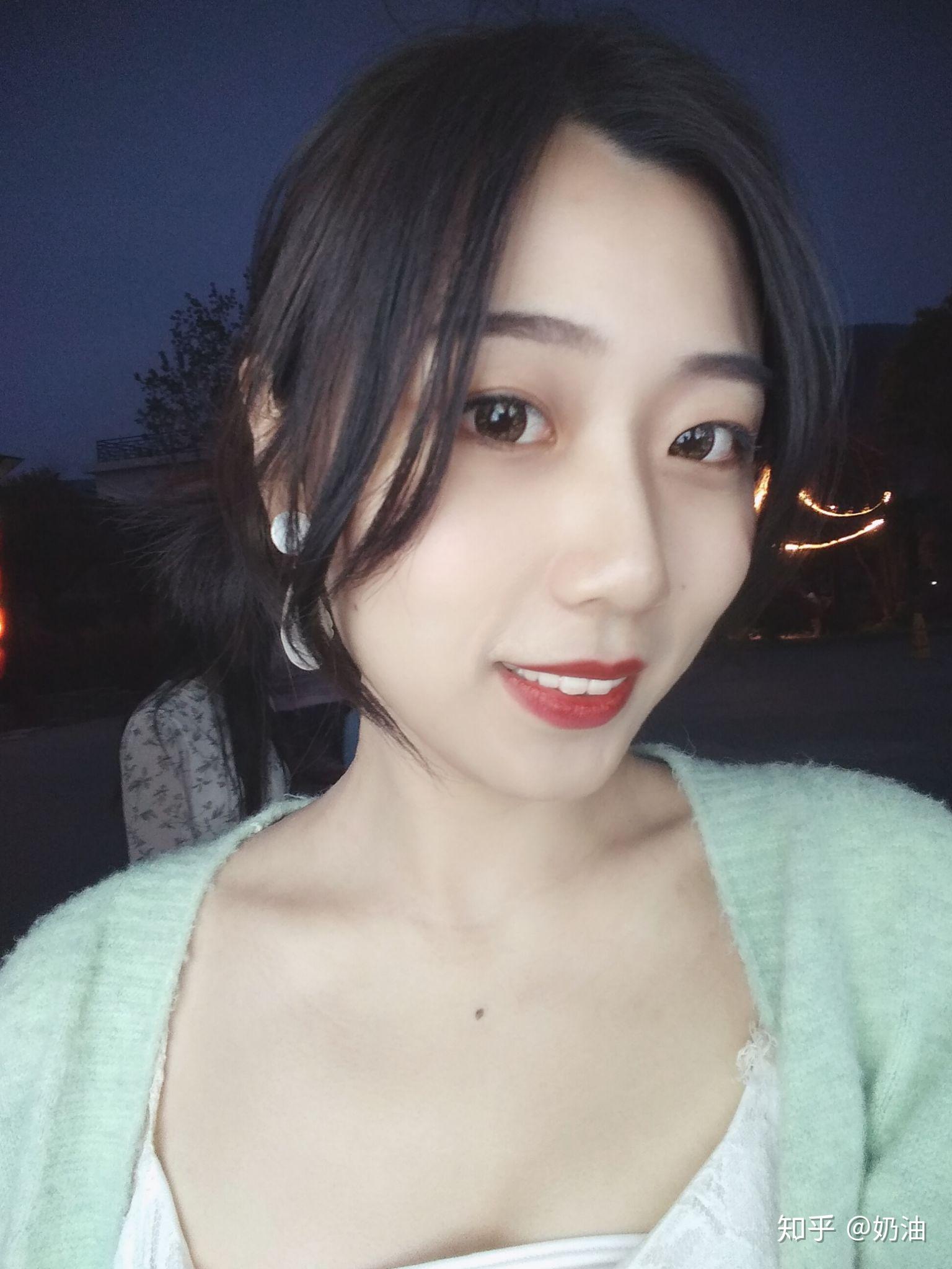 有个漂亮女朋友是什么样的体验