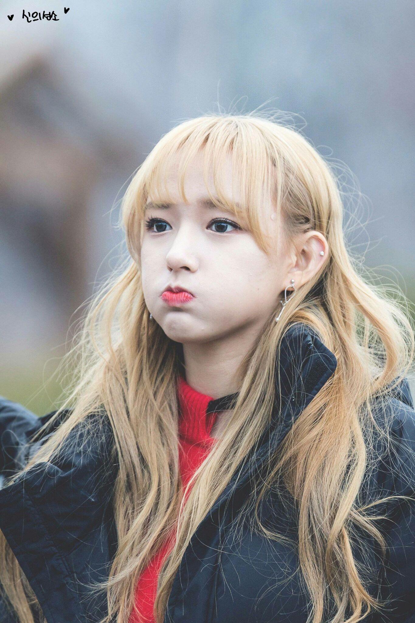 怎么评价女团宇宙少女的程潇的颜