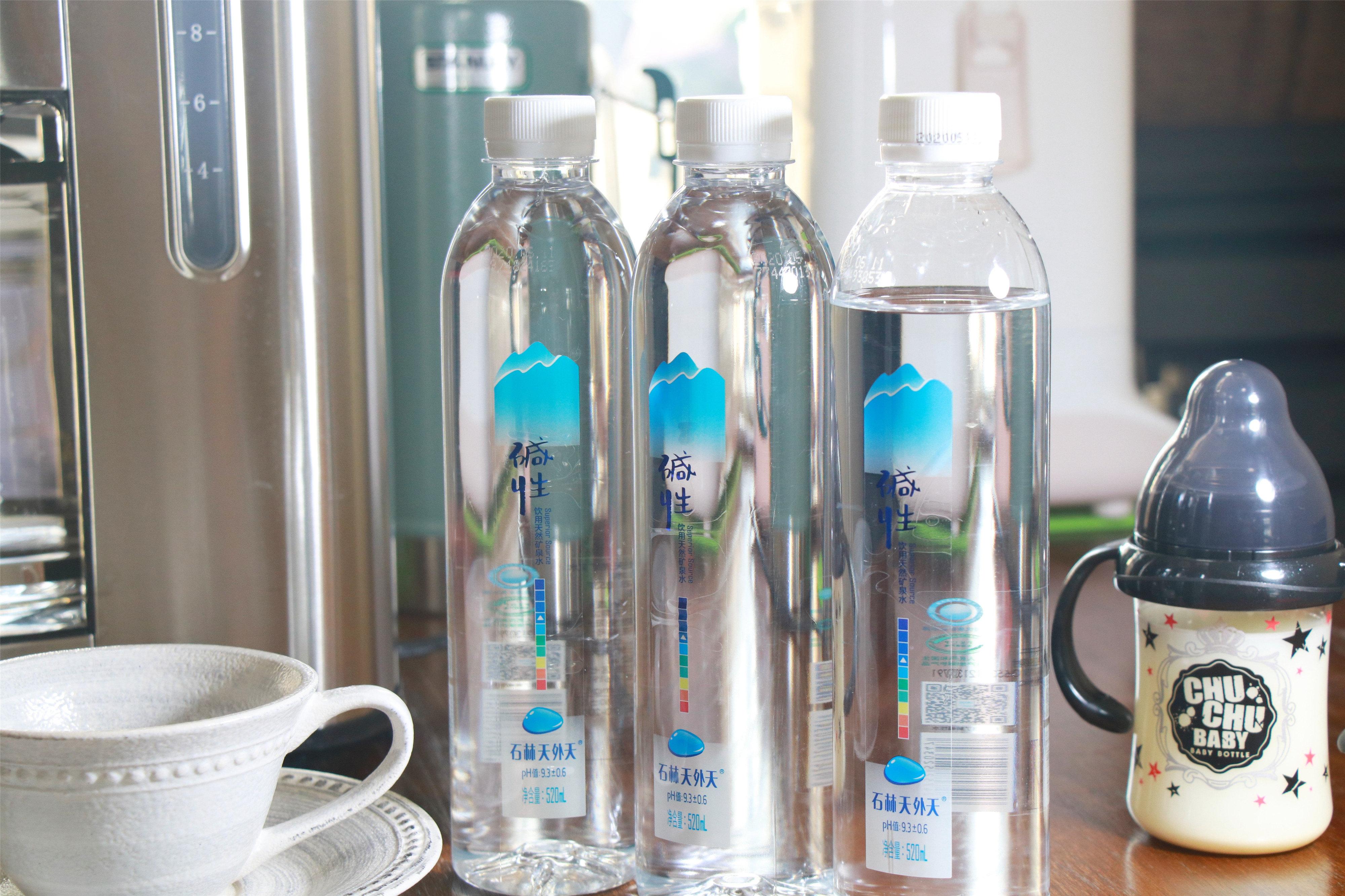 矿泉水怎么挑?试试这款天然小分子碱性水