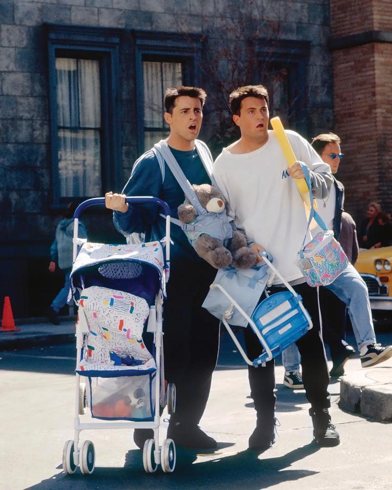 为什么《老友记》中钱德勒·宾总会被人误以为是gay?