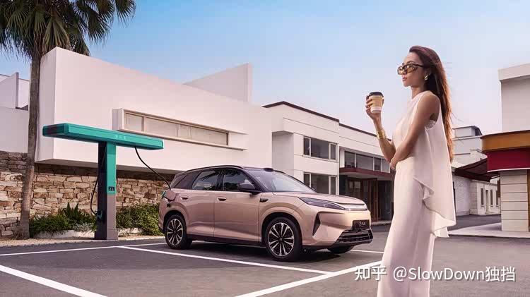 第三代元PLUS上市:纯电SUV开始回到“人本体验”