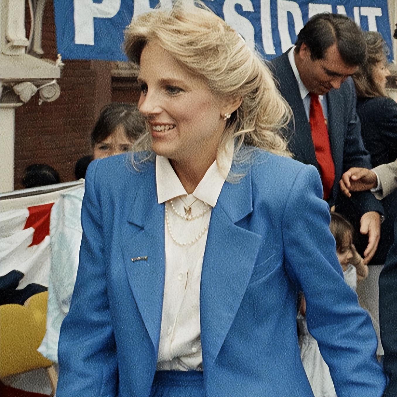 特工扮学生护她上课,美国第一夫人吉尔有多能?