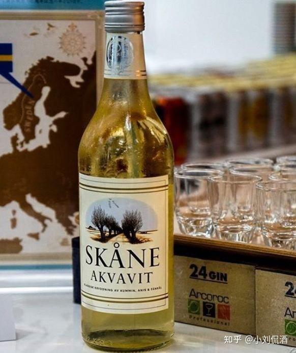 除上述几种"国酒"比较稀奇,有名之外,南非的爱玛乐,马其顿的乳香酒