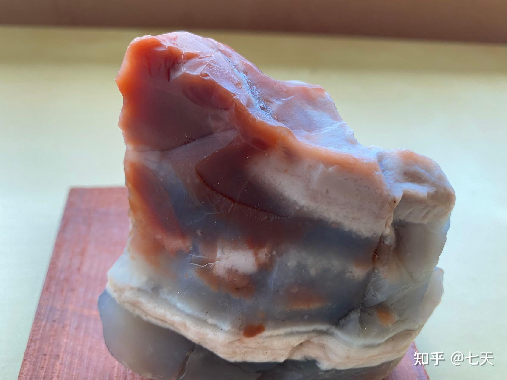 新疆蛋白石,请叫它中国欧泊