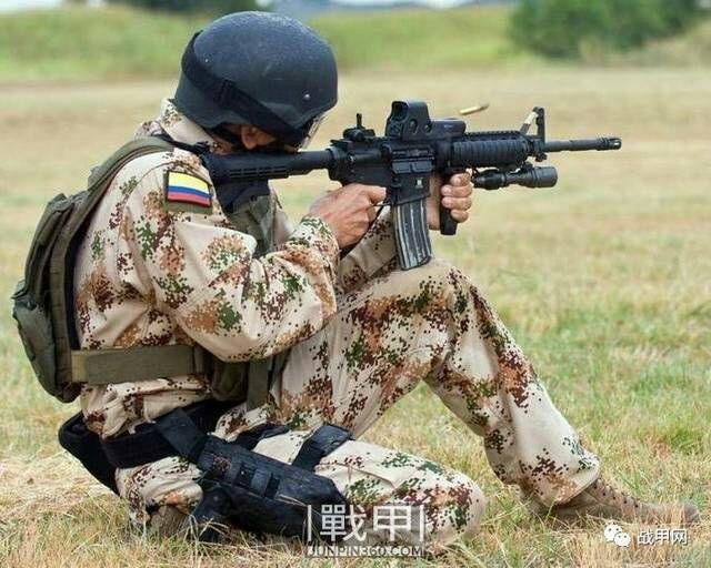 末日孤舰第五季哥伦比亚陆军所穿制式迷彩是哪一款