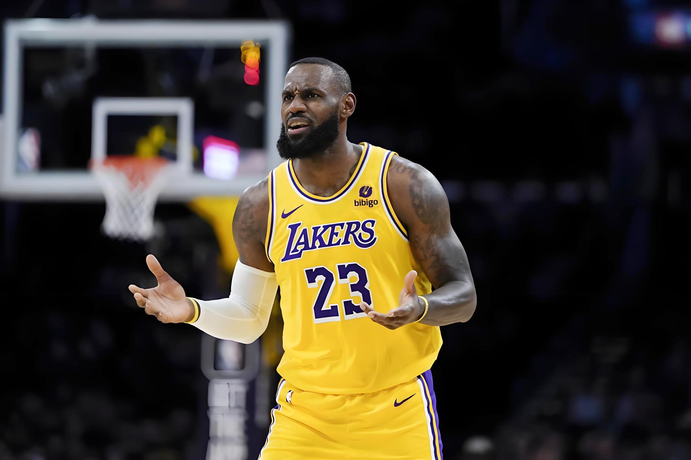 22分逆转窗口关闭！詹姆斯10分打卡引众怒，名宿怒批：别为纪录丢胜利