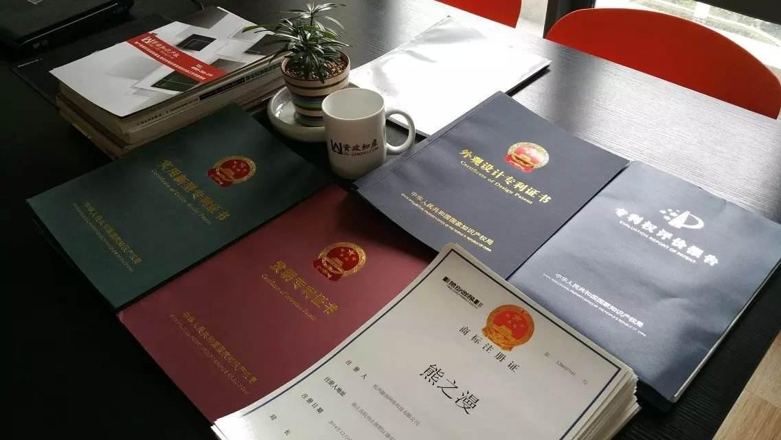 v2-abdf07d45f7f8578c00c9f25f03a630d_r.jpg