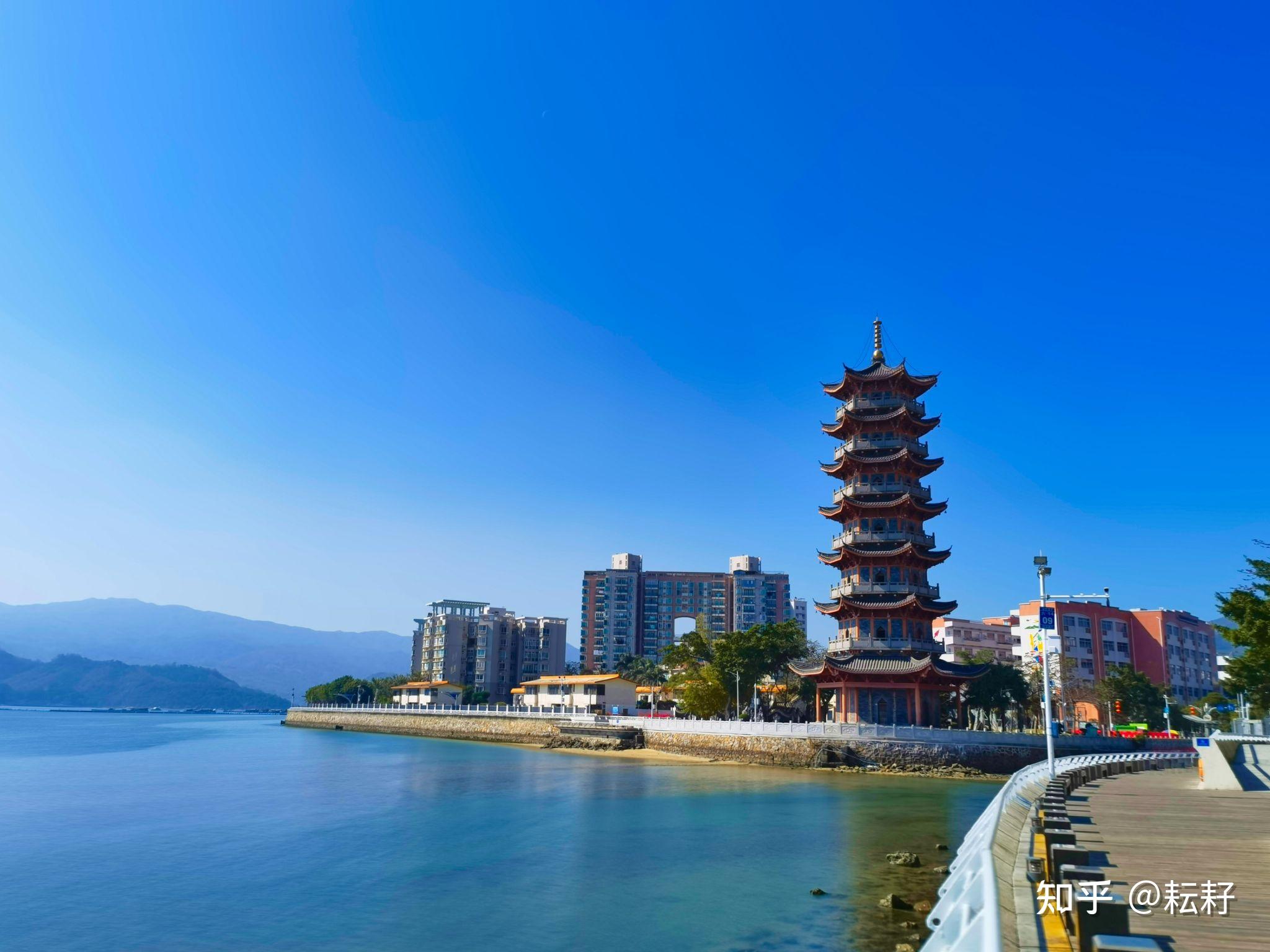 5公里的深圳盐田海滨栈道(沙头角段).让它使我的旅途芬芳相陪.