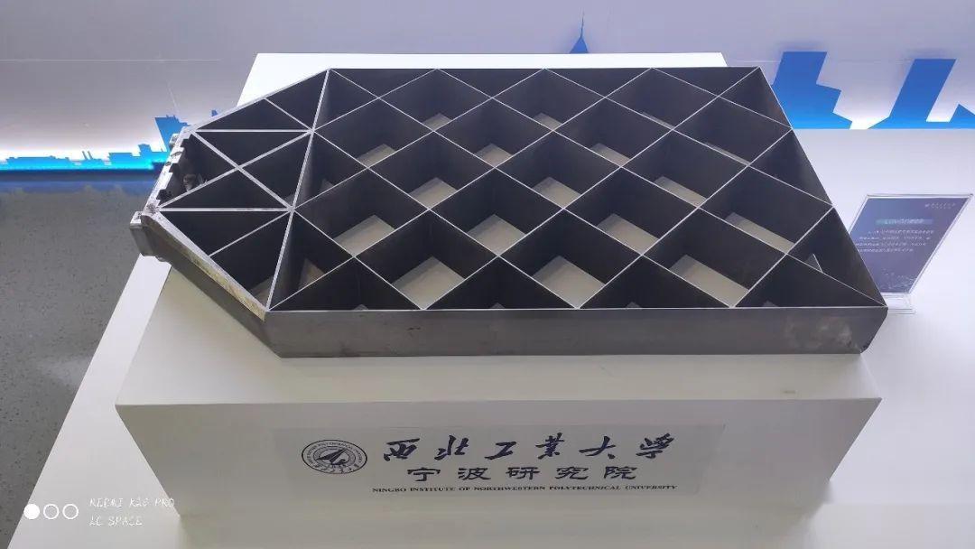 航天知识丨栅格舵技术的发展与应用 - 知乎