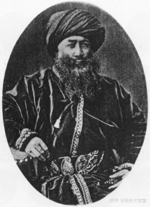 清朝在新疆设置的哈密回王到底是怎么回事