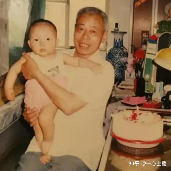 2 许敏,28年抚养姚策成人,债台高筑挽救他生命