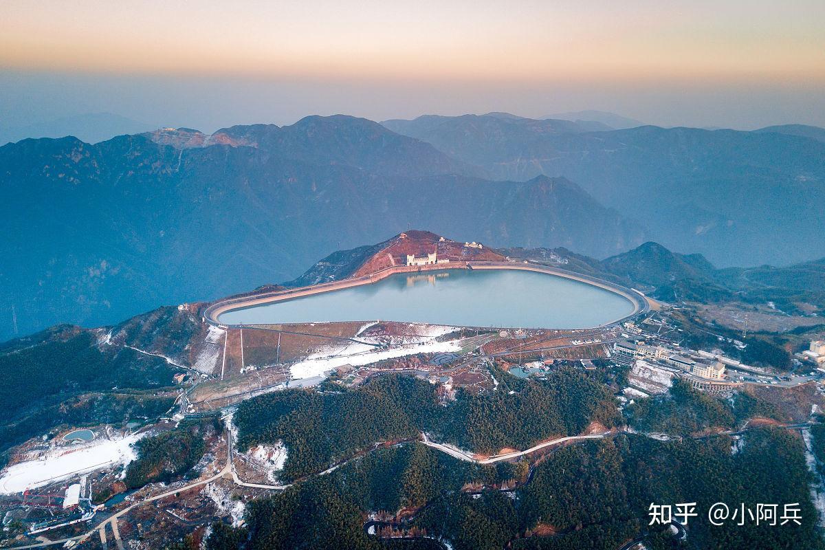 湖州市安吉县江南天池一处迷人的自然景观