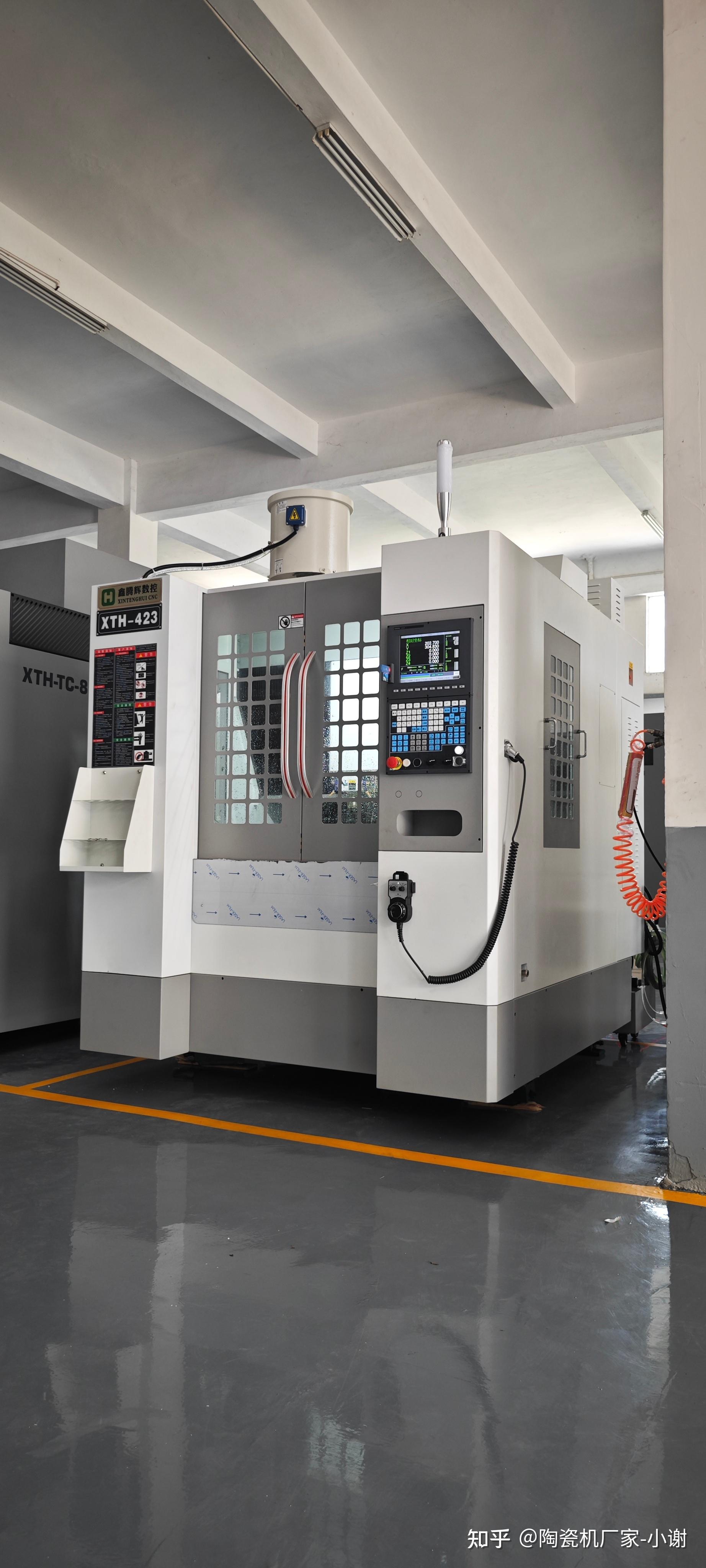 精雕机-CNC精雕机-刀库机-高光机厂家-东莞迪奥数控设备