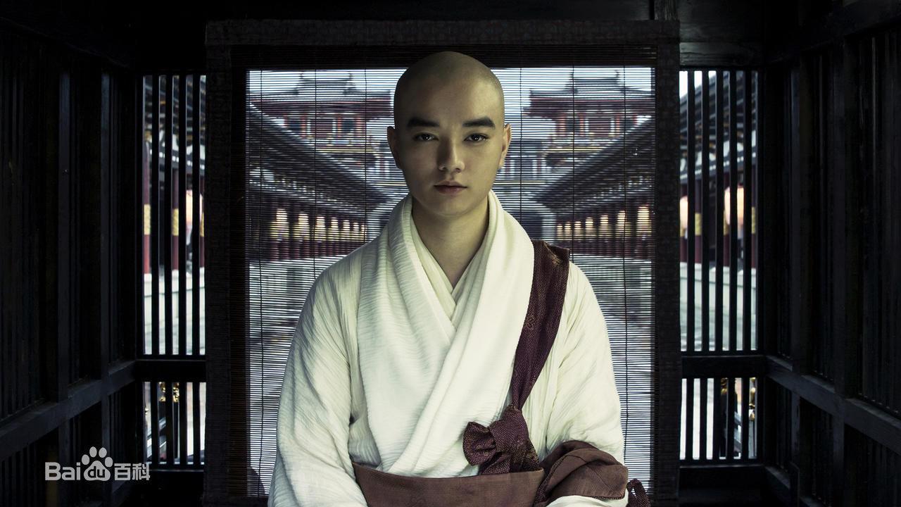 玉环在大唐盛世里的娇艳美貌以及被各种人爱上的情节,转眼安禄山兵变