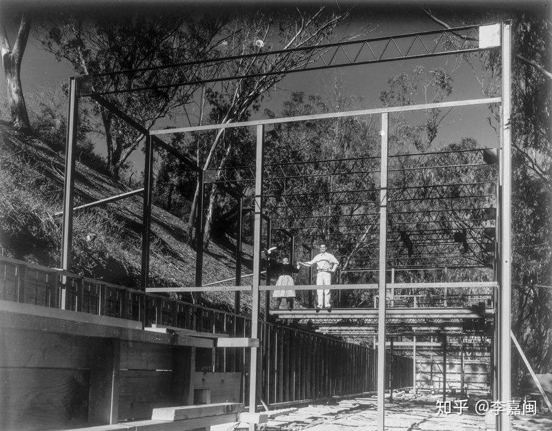 现代家具史上无法绕开的名字（9）Charles & Ray Eames - 知乎