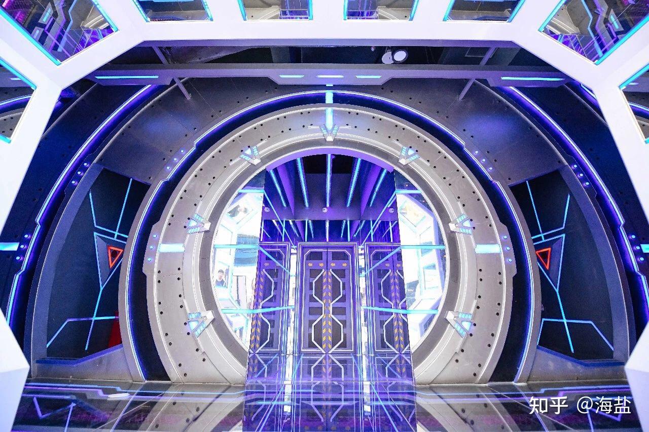 科技风太空向往室内密室主题乐园