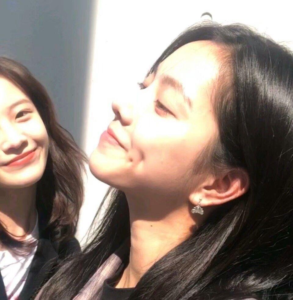 有没有好看的les情侣头像? - 知乎