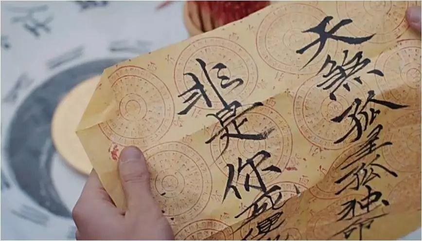 梦境的另一面，解析梦见别人办丧事的深层含义