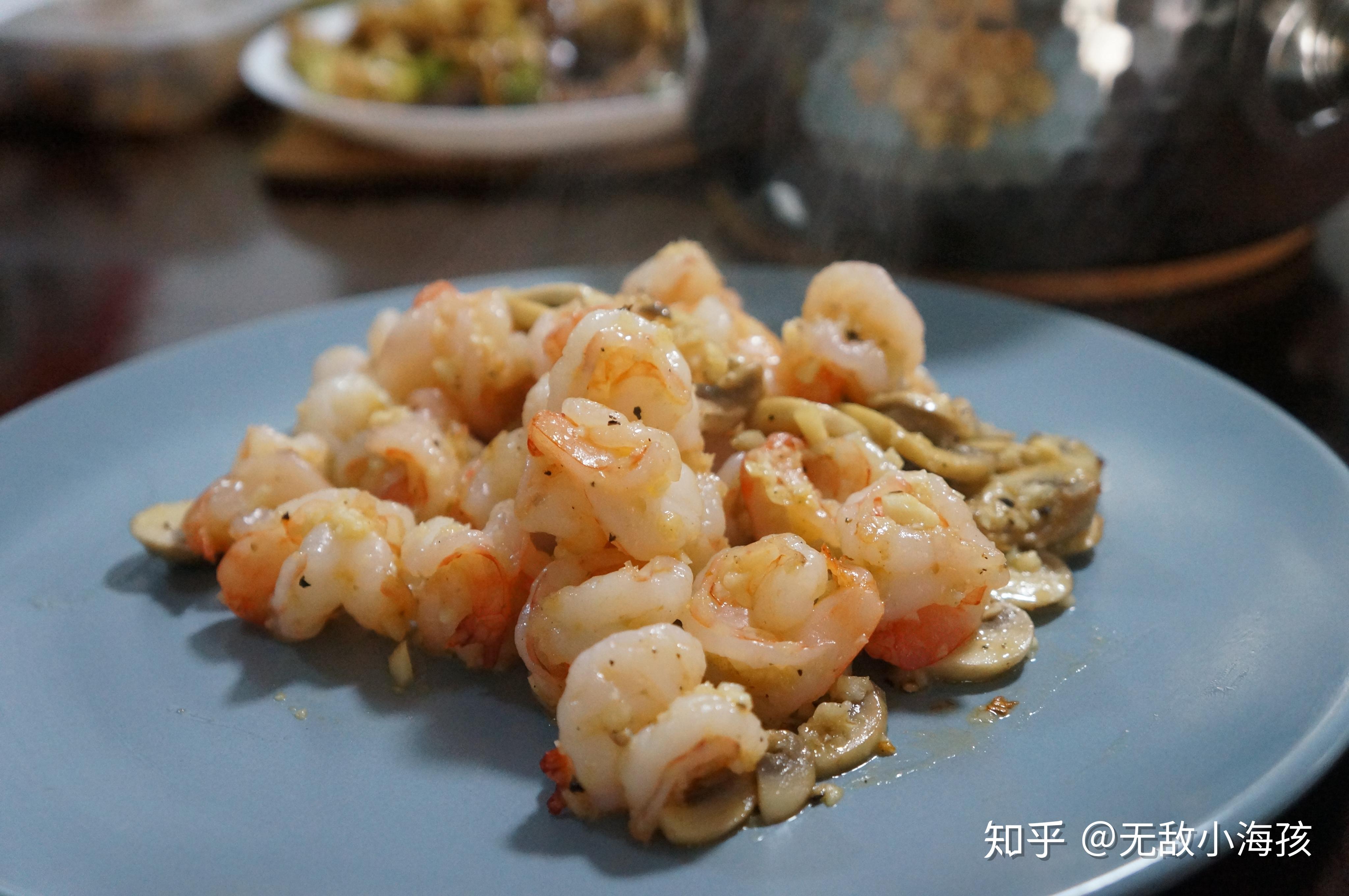 小海家庭厨房家庭美食黄油蒜香虾仁