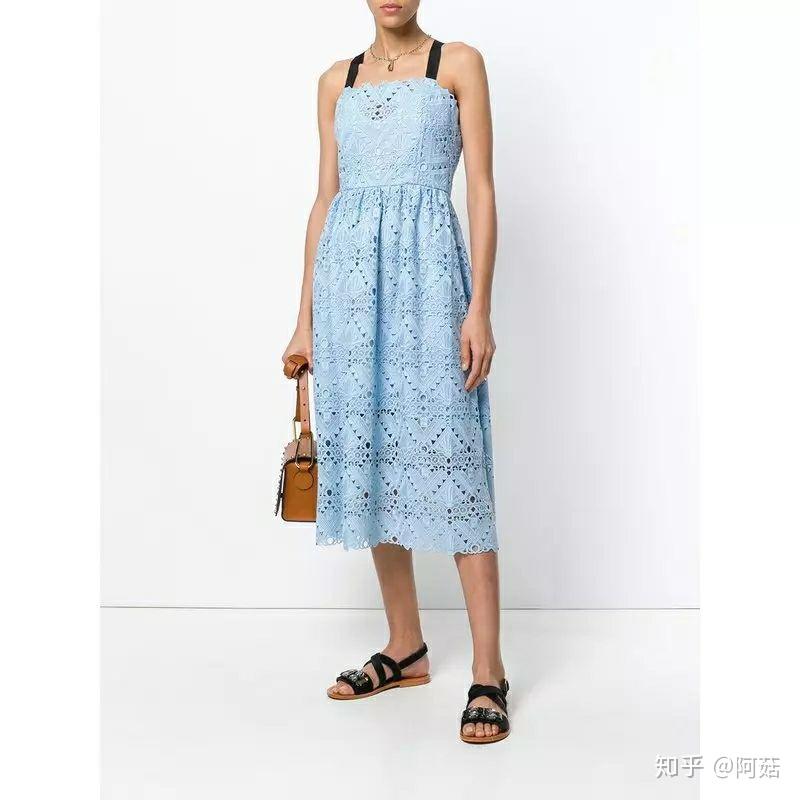 有哪些品牌的轻奢小礼服好看又不会撞适合成人