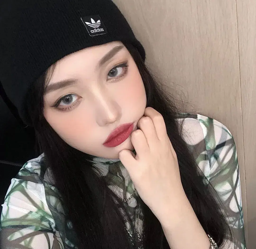 女生头像|甜酷拽姐头像高级感十足 超哇塞 - 知乎