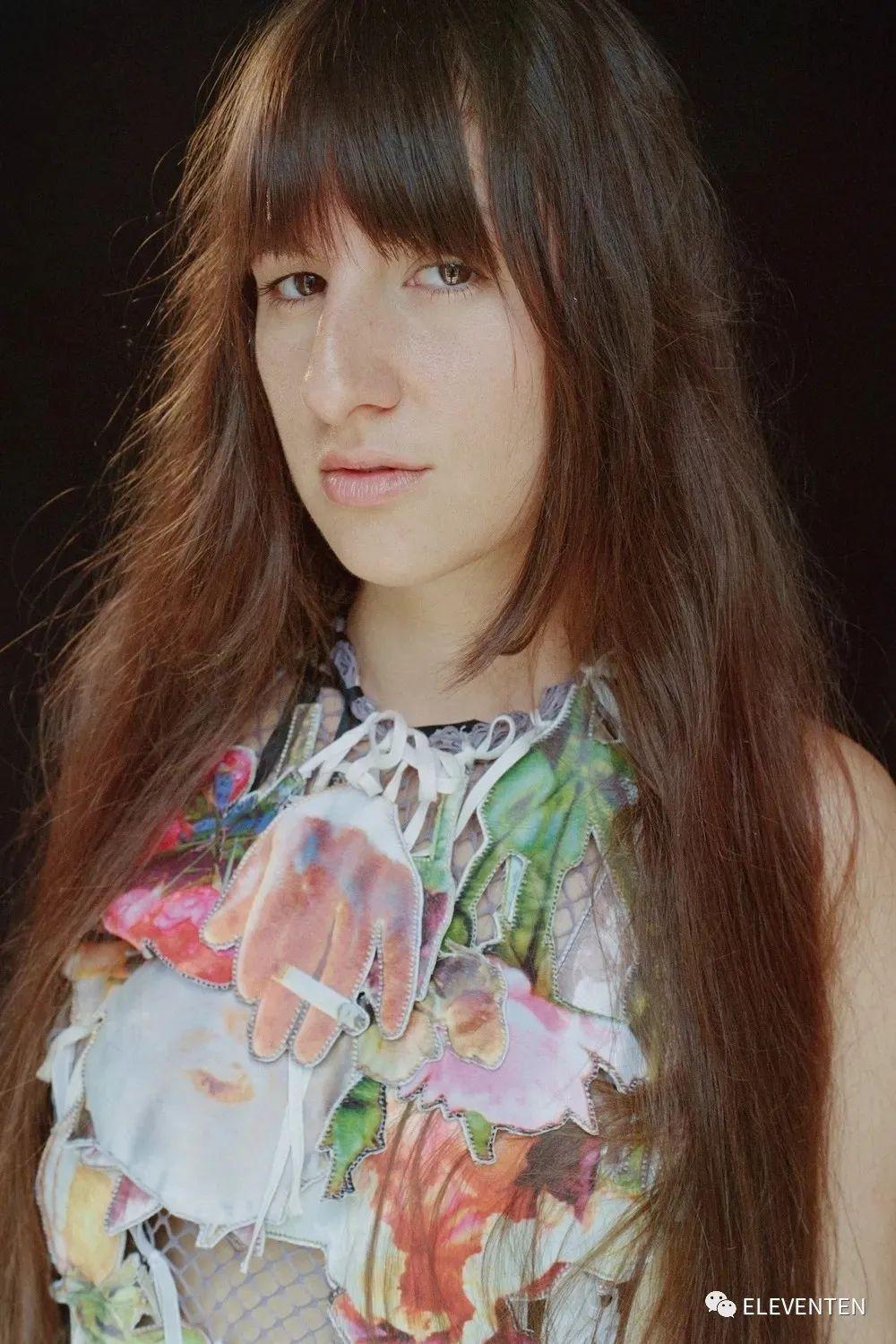 朱莉娅·巴拉特(julia ballarot),弗洛伦蒂娜·莱特纳(florentina le