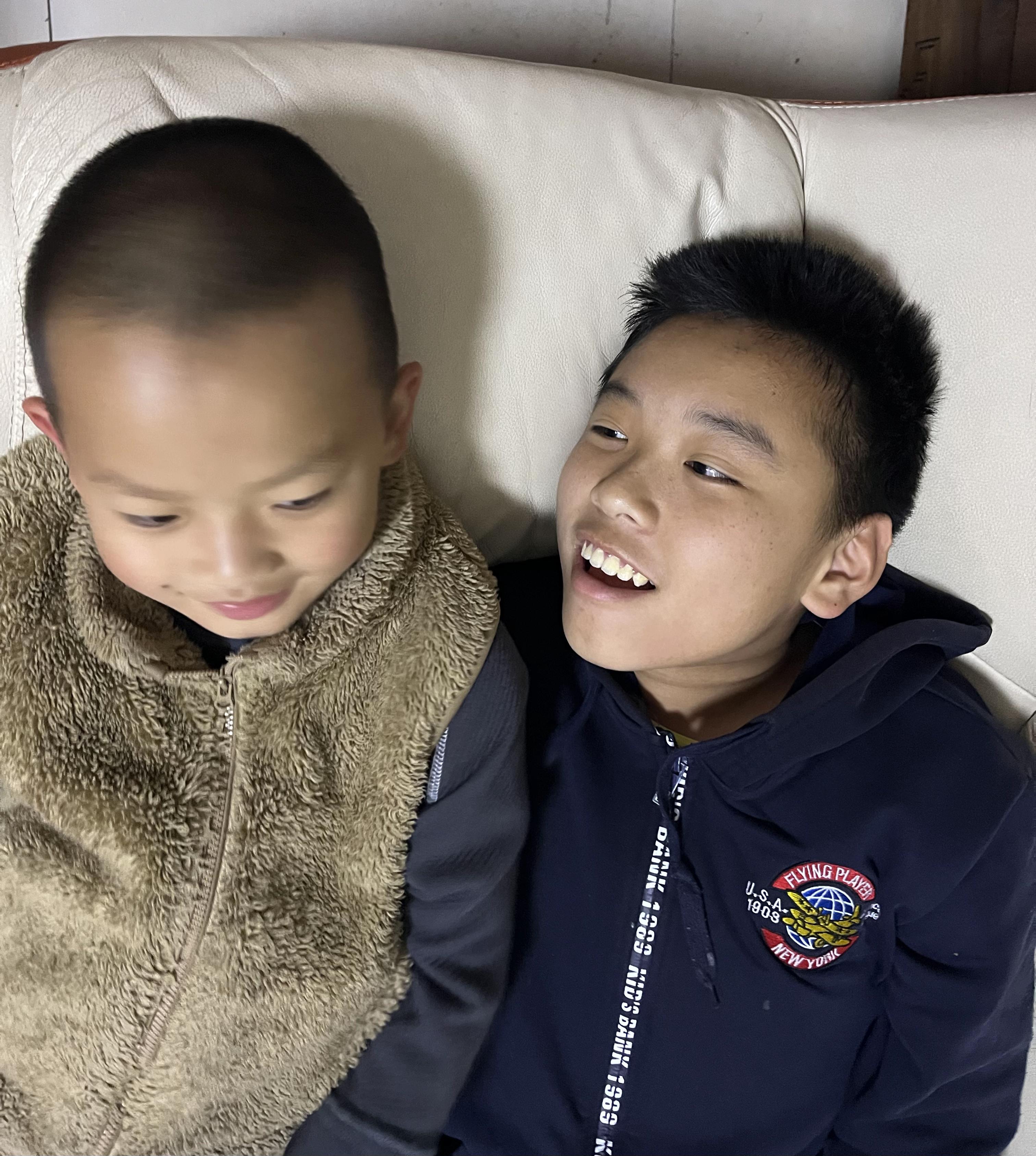 11岁的叔叔与5岁的侄子 - 知乎
