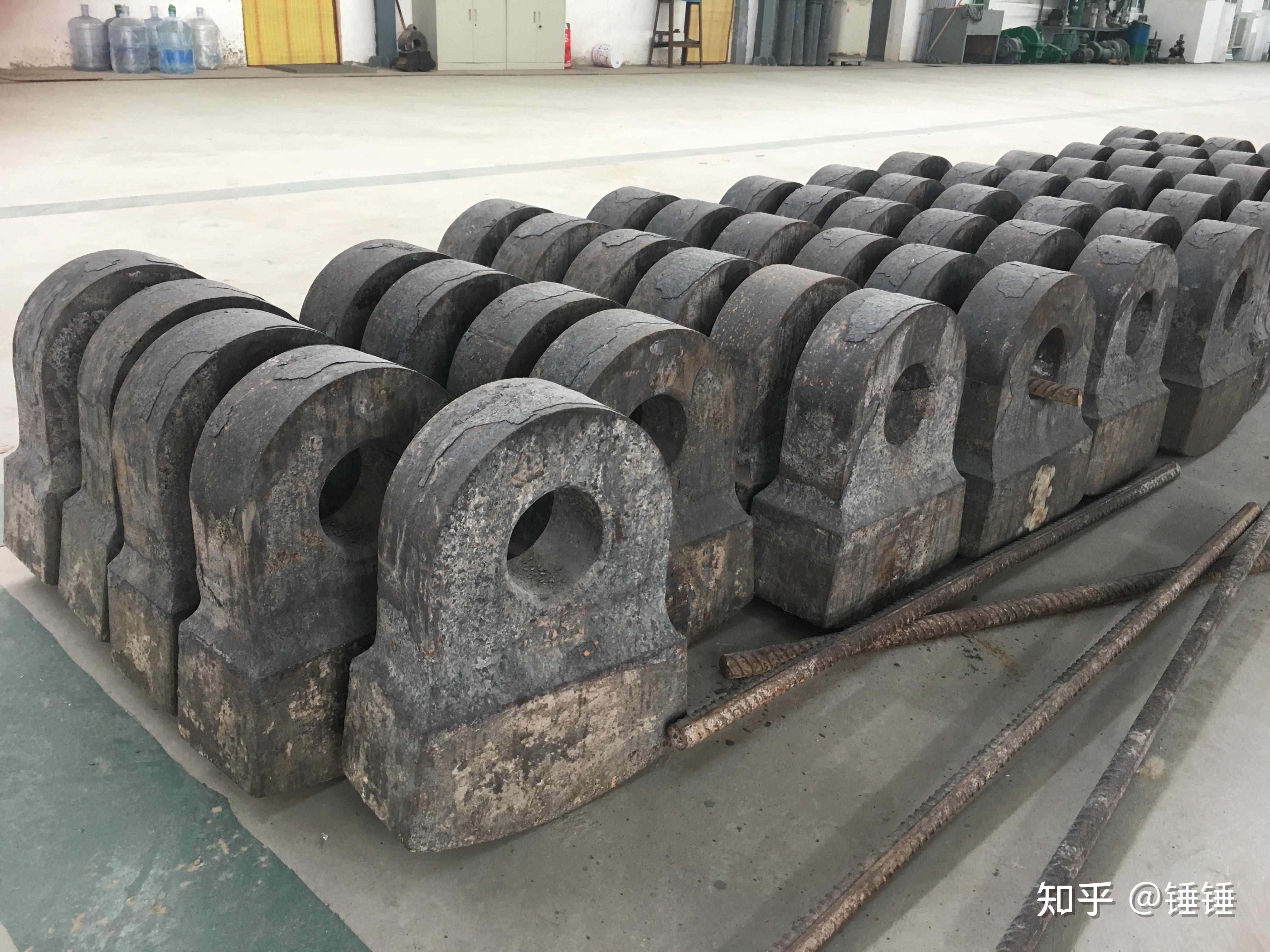 水泥厂破碎机锤头厂家定制的锤头有哪些特点,用到哪些工艺?