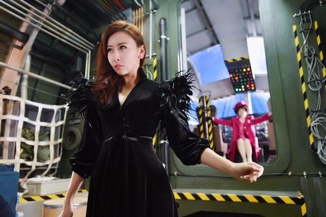 降魔传火爆上映毛俊杰变深v蛇妖美艳又妖娆或成该片最大亮点