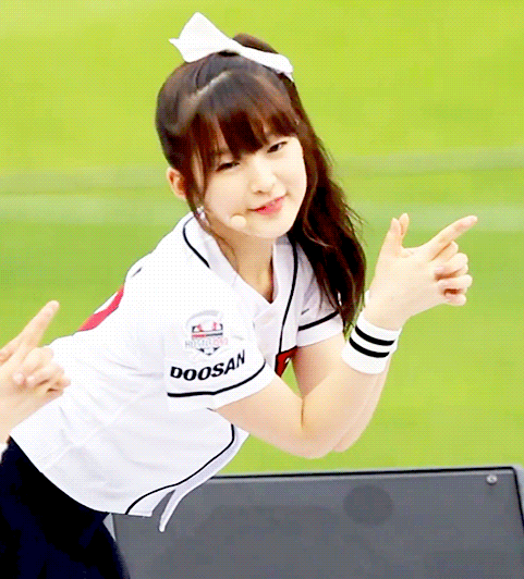 你见过哪些单眼皮但长相惊艳的人? - 知乎