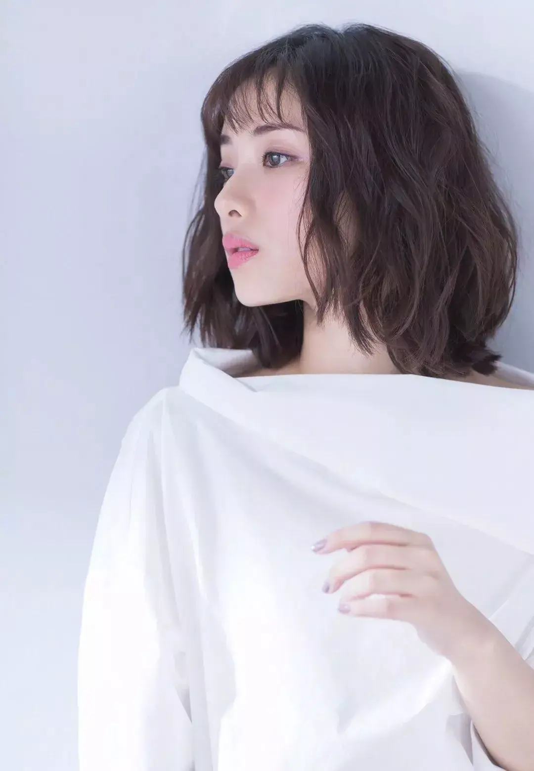 韩国气垫烫头发女图片 韩式气垫烫中长发型图片-喃仁图