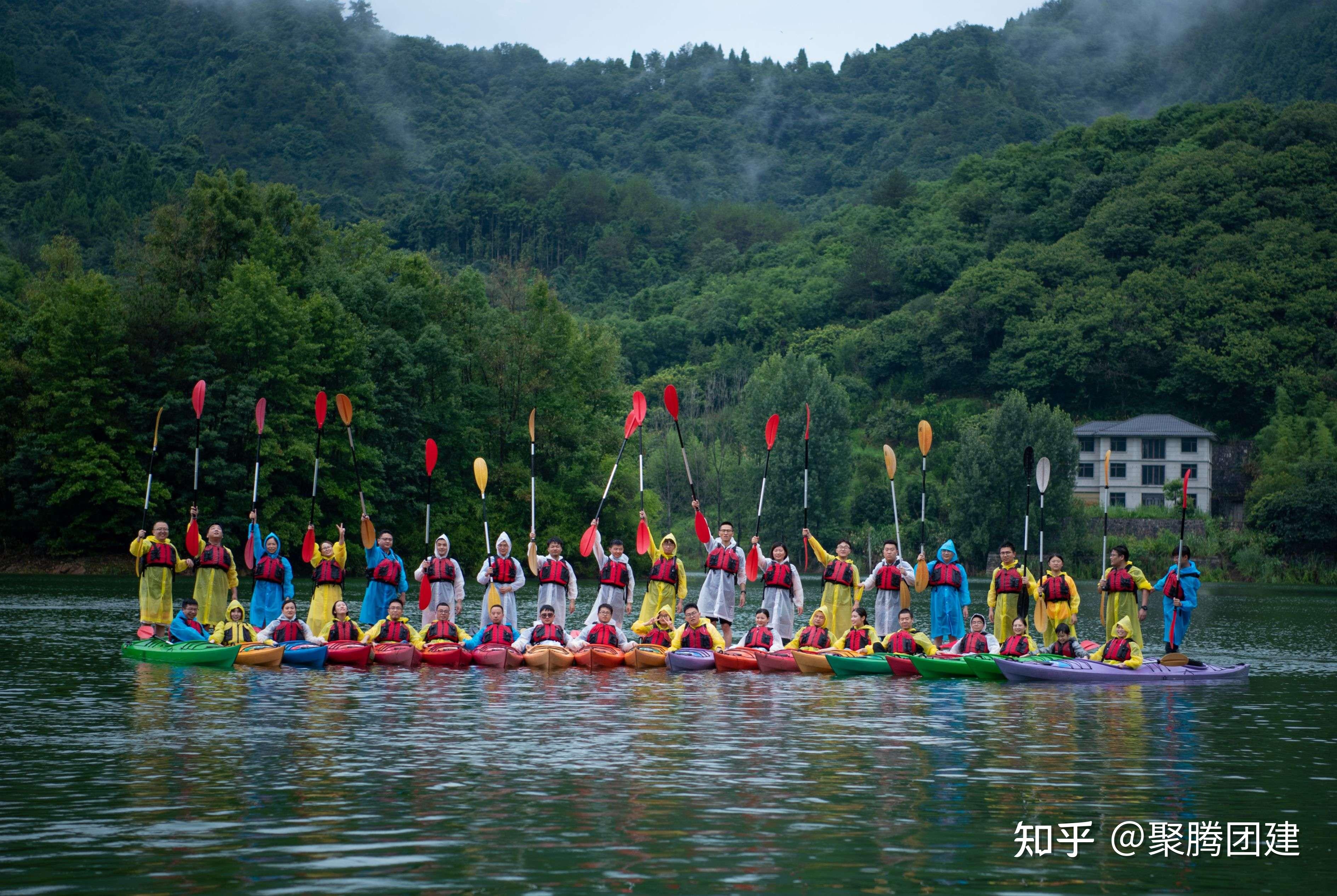 水上团建不受人数限制的夏季超火项目皮划艇团建