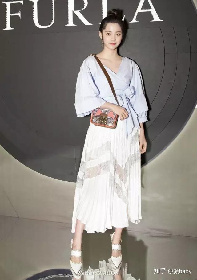 25岁的月入6000+的女孩,有哪些合适的轻奢品