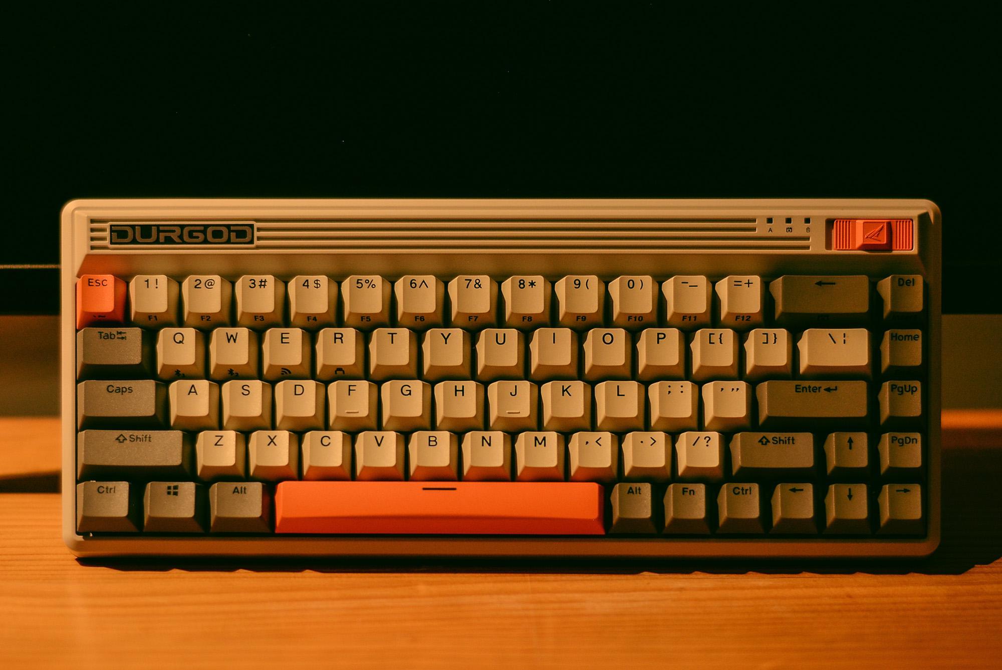 杜伽fusion无线机械键盘复古电玩设计有小时候内味儿