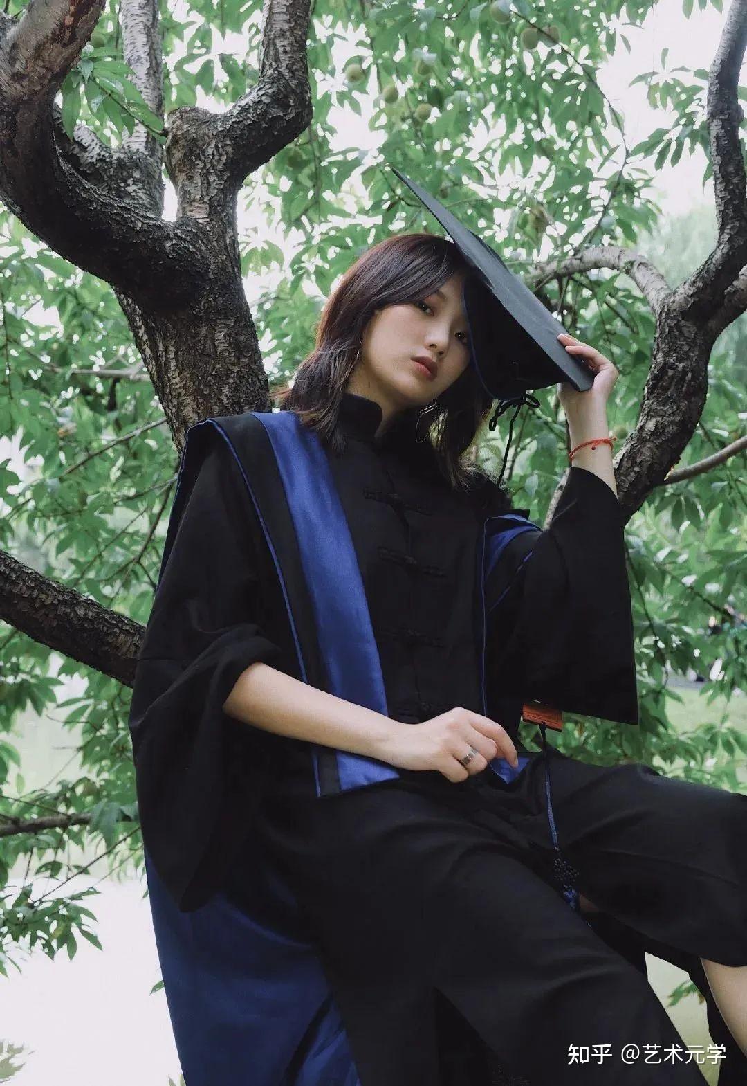 九大美院的学士服有多靓? - 知乎