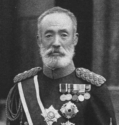 【实拍】日俄战争日本陆军司令乃木希典在日本战胜后,用收缴的俄军