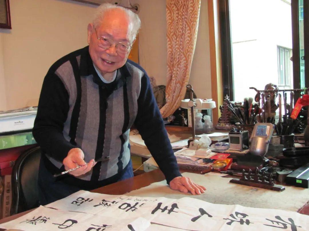 106岁作家宣布封笔!上月还出了本新书 - 知乎