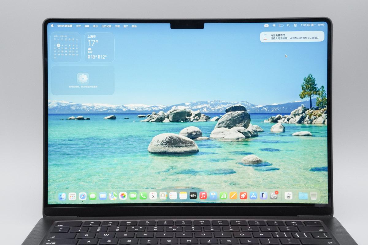 M390【美品】 充放電回数114回 MacBook Early 2015 12インチ SSD 256GB 1.1