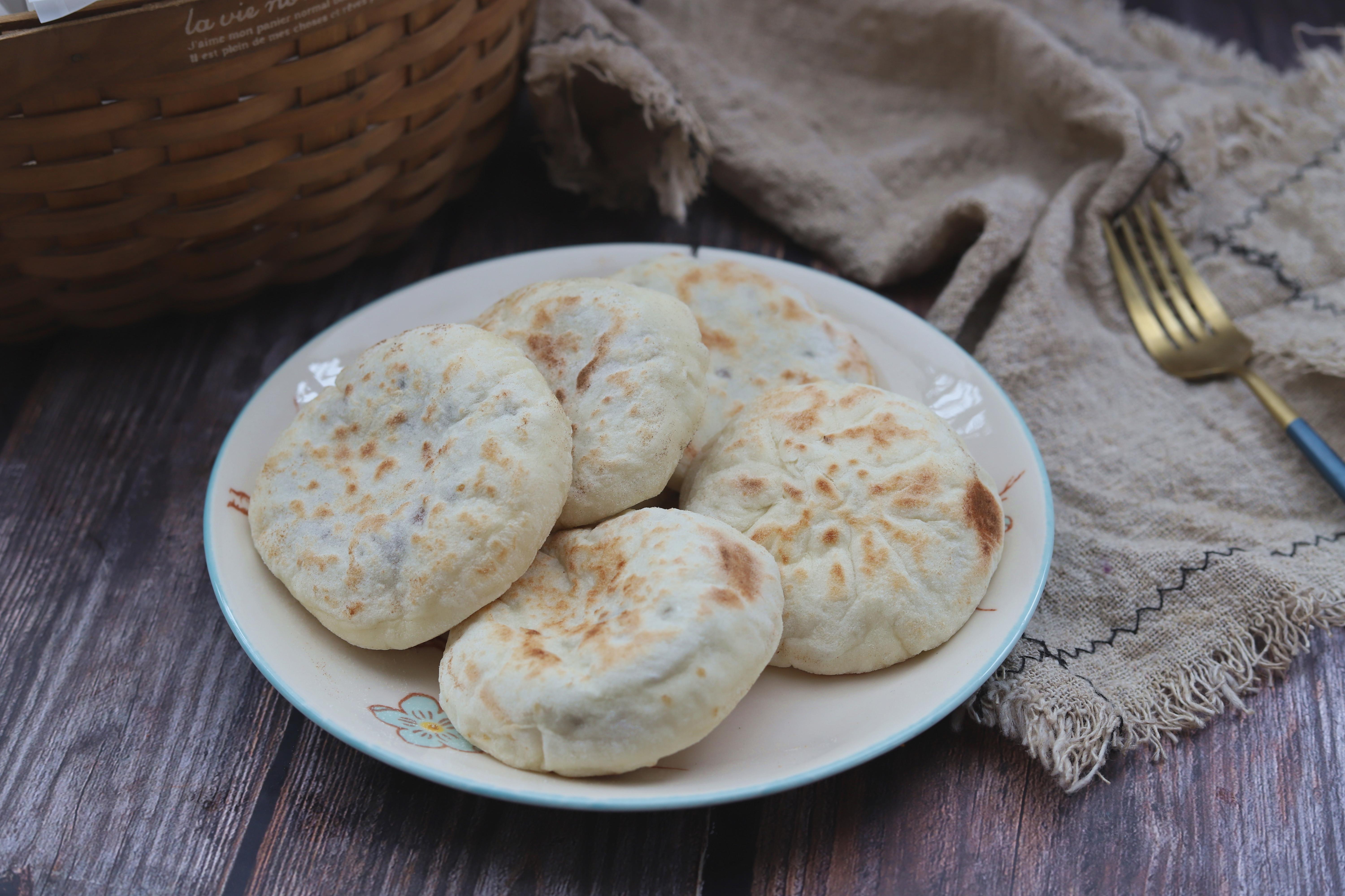 最近早餐就馋这个红糖发面饼,香甜不油腻,连吃几天都不嫌烦