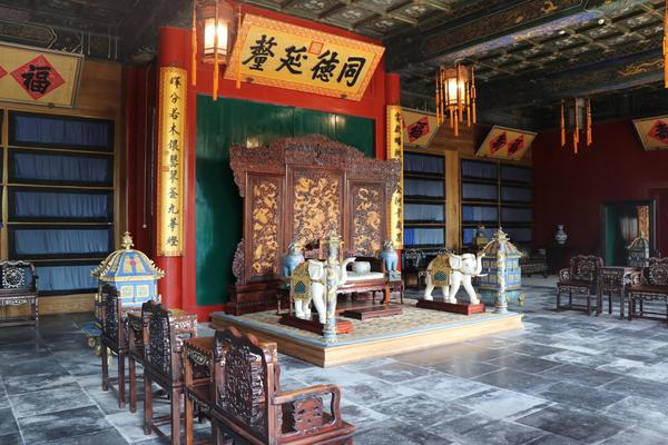 “一座恭王府，半部清代史” - 知乎