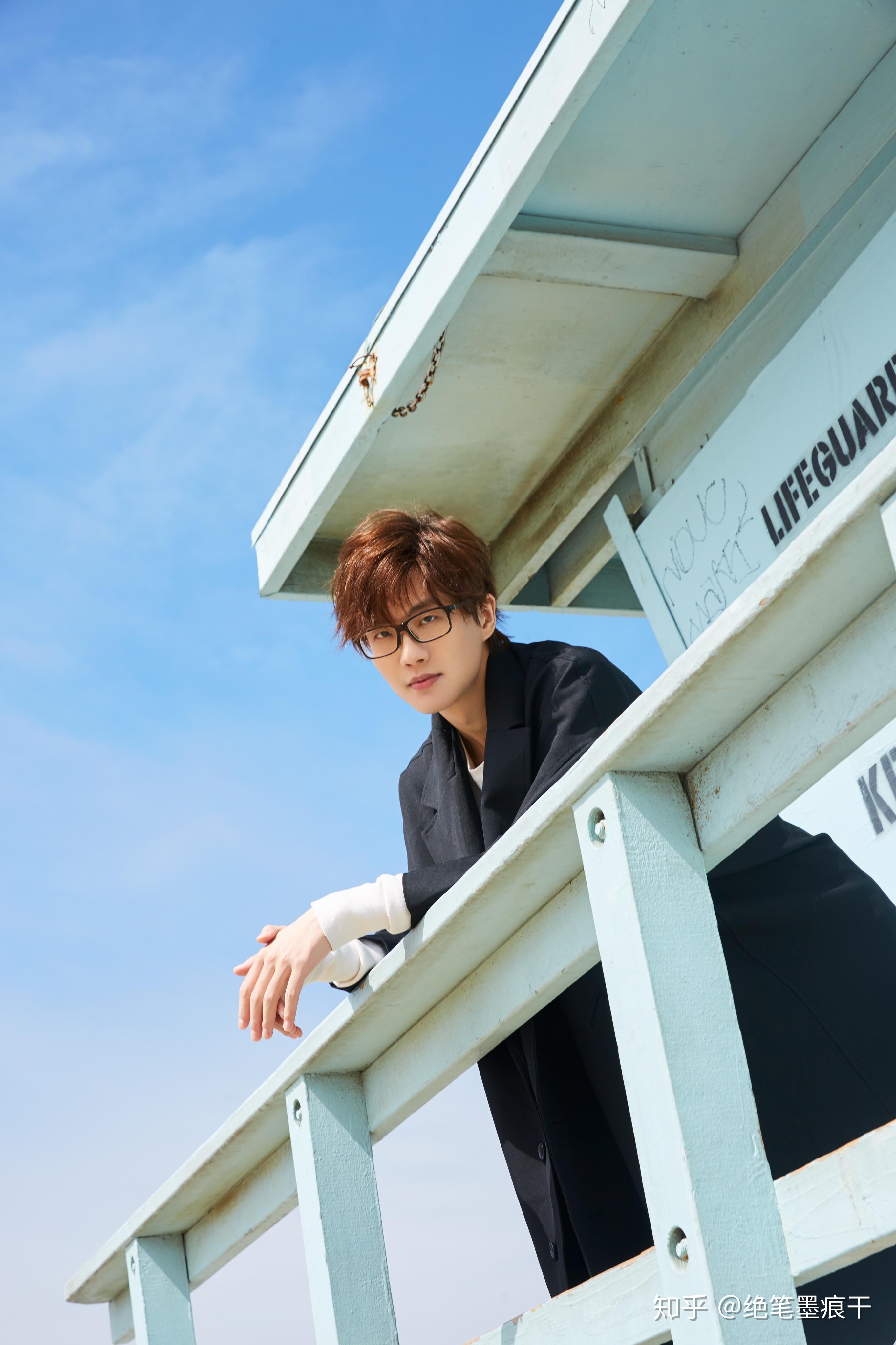 如何评价许嵩的第四波主打《明智之举》? - 知乎