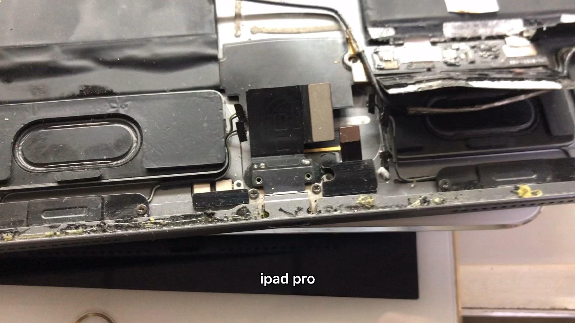 ipadpro11寸尾插松动怎么维修,需要多少钱,风险大吗?