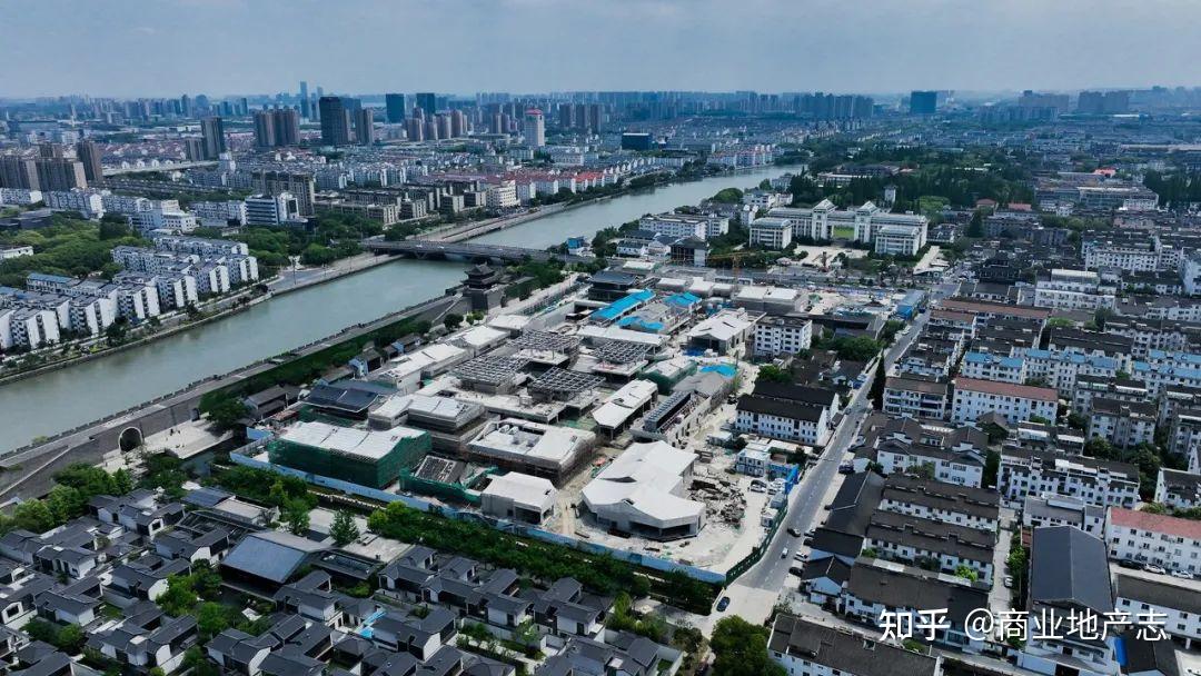 联合华丽志发布奢侈品消费研报,苏州仁恒仓街想要复兴未来语境下的江南风尚 - 知乎