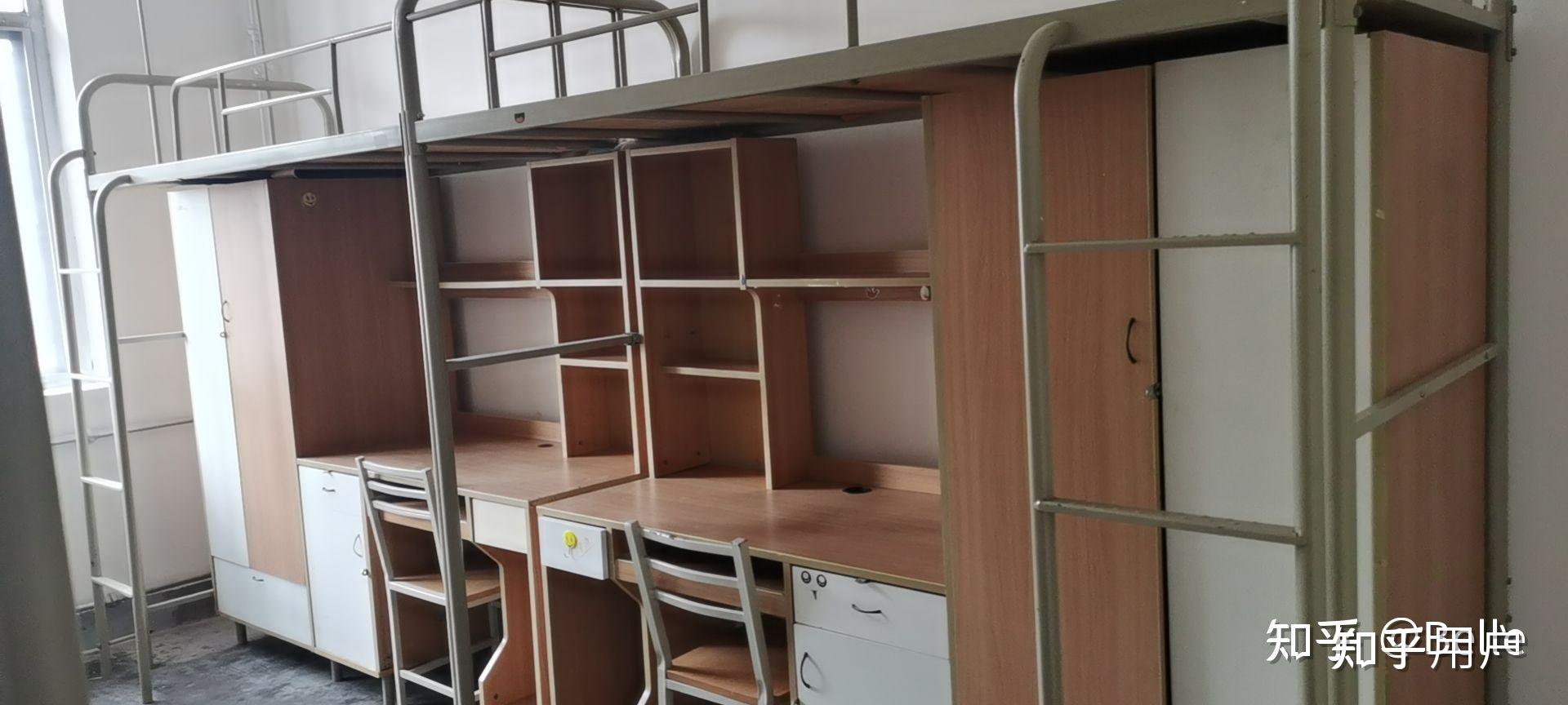 西北政法大学的研究生在那个校区?