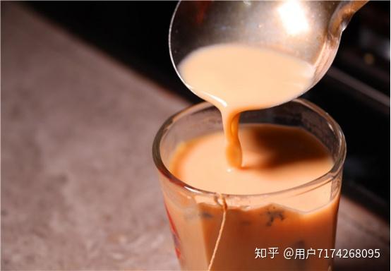 親親熊貓教你在家自制奶茶奶茶店一杯賣20元奶茶香純正好喝又健康