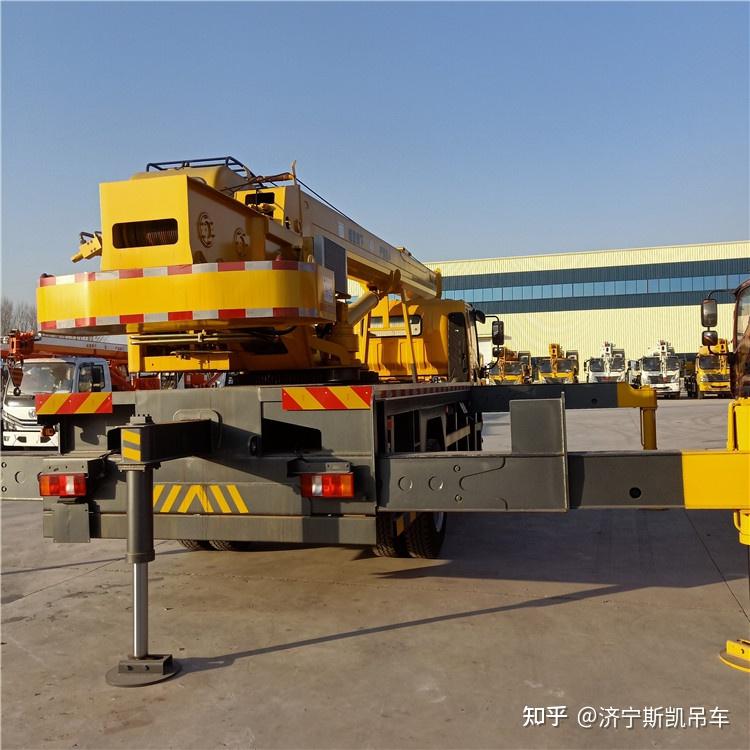 福康重工定制12吨16吨吊车双面操作外齿转盘油电两用