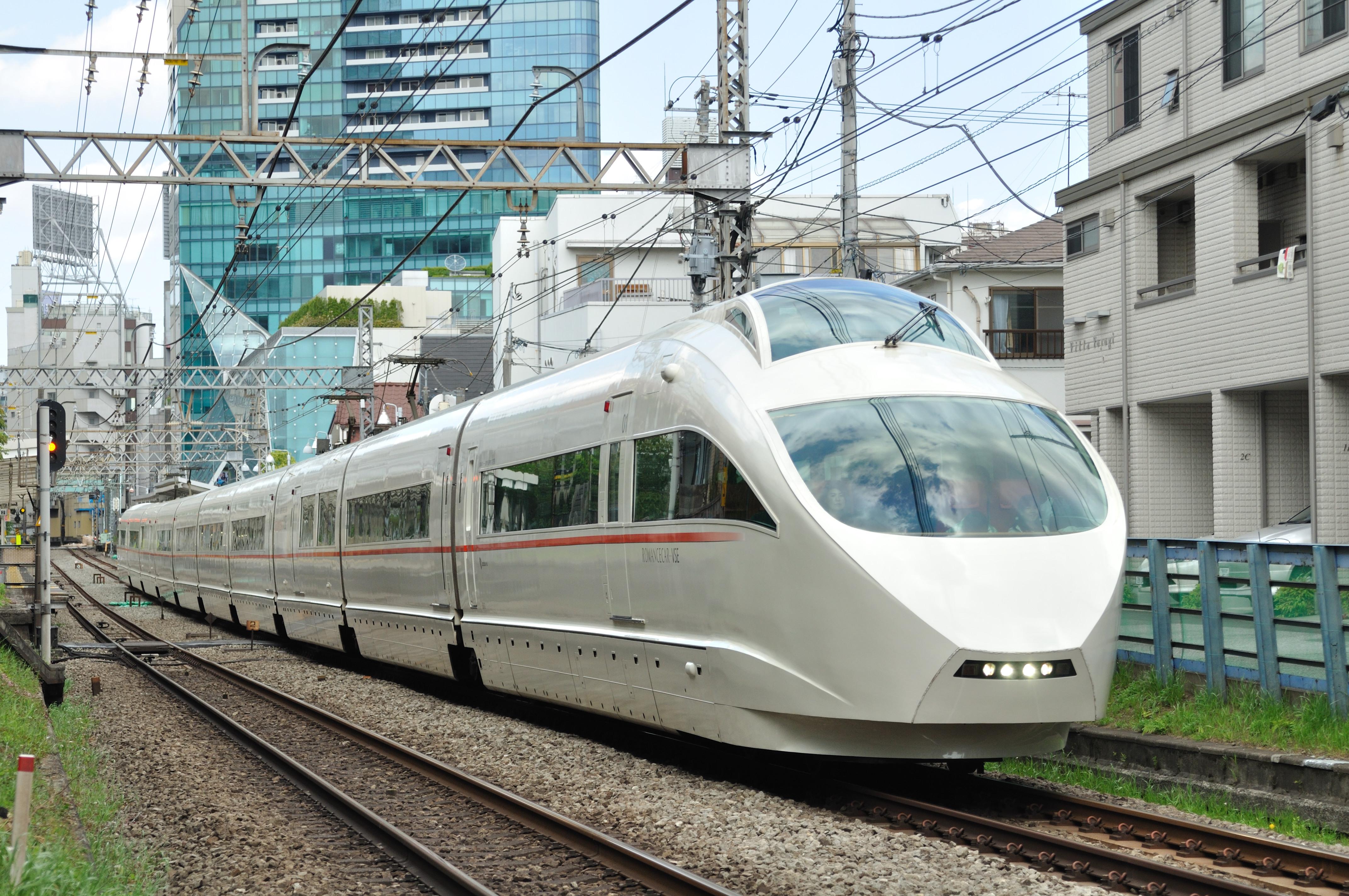东京地铁南北线列车图片