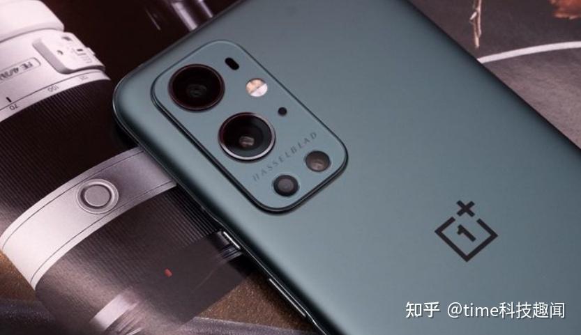 之所以入手一加9 pro,是因為今年一加與哈蘇相機聯合調優影像體驗,在