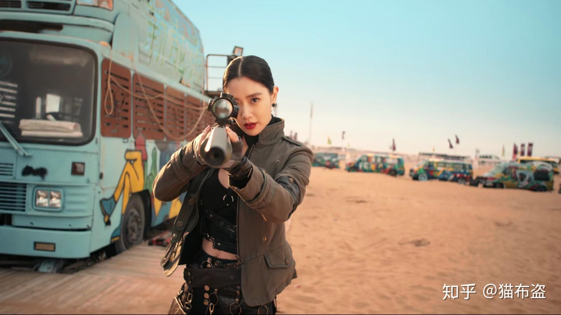 如何评价爱奇艺网络电影《横行霸道》?