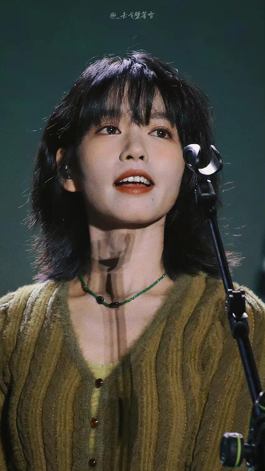 你们怎样评价房东的猫主唱王心怡的颜值呢? - 知乎